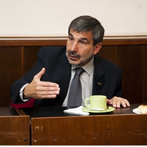 Dr. Salvarezza, Presidente CONICET 